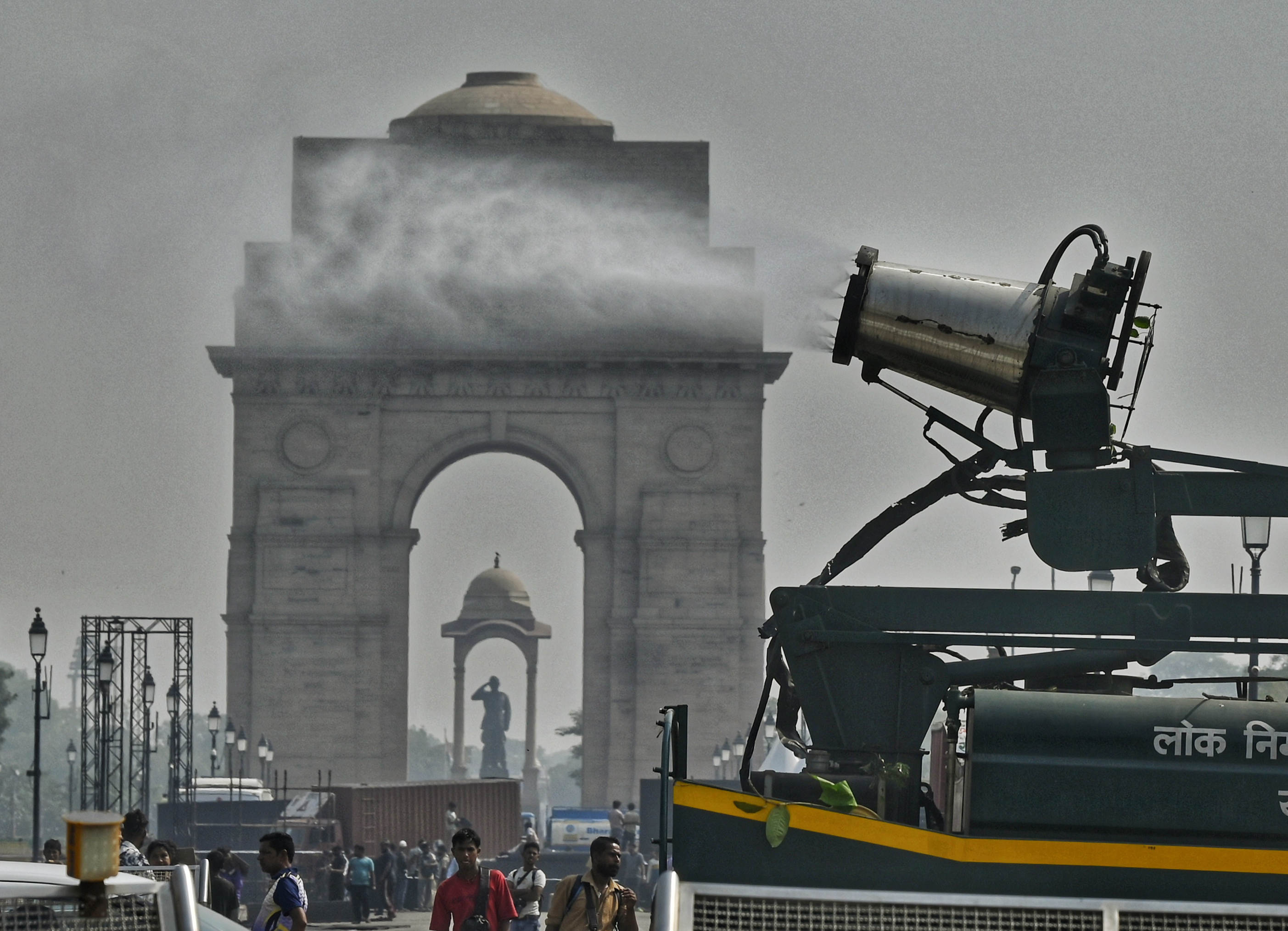 Delhi's Air Quality Remains In 'Poor' Category Ahead Of Diwali
