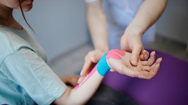 World Arthritis Day 2025: Why Arthritis Is India's Silent Mobility Crisis