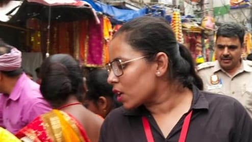 त्योहारों के बीच सदर बाजार में सुरक्षा के लिए महिला बांउसर्स को किया गया तैनात... लेकिन अब भी चुनौतियां सामने