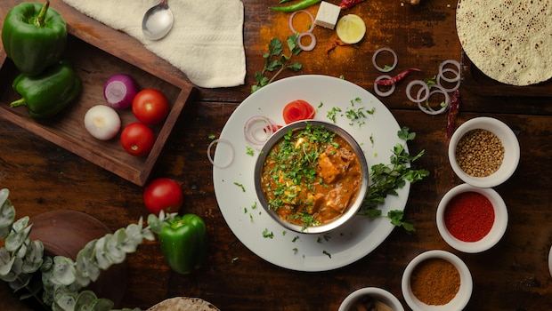 Coriander can be used to add flavour to many dishes. Coriander can be used to add flavour to many dishes.