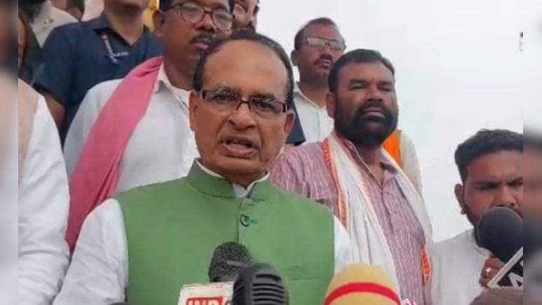 एमपी की अपनी ही BJP सरकार से टकराएंगे 'मामा'! शिवराज बोले- जमीन से कोई नहीं कर सकता अलग, CM से करेंगे बात एमपी की अपनी ही BJP सरकार से टकराएंगे 'मामा'! शिवराज बोले- जमीन से कोई नहीं कर सकता अलग, CM से करेंगे बात