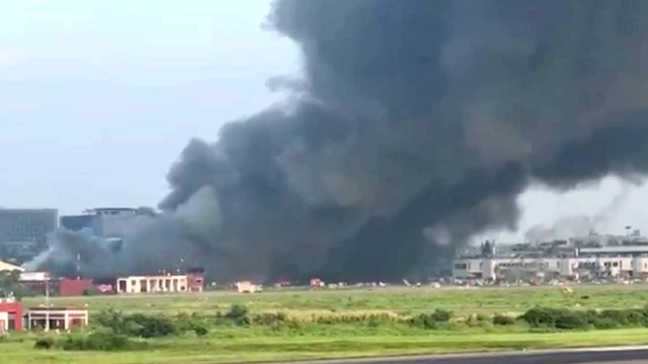 Video: Fire At Dhaka Airport's Cargo Section, All Flight Operations Suspended