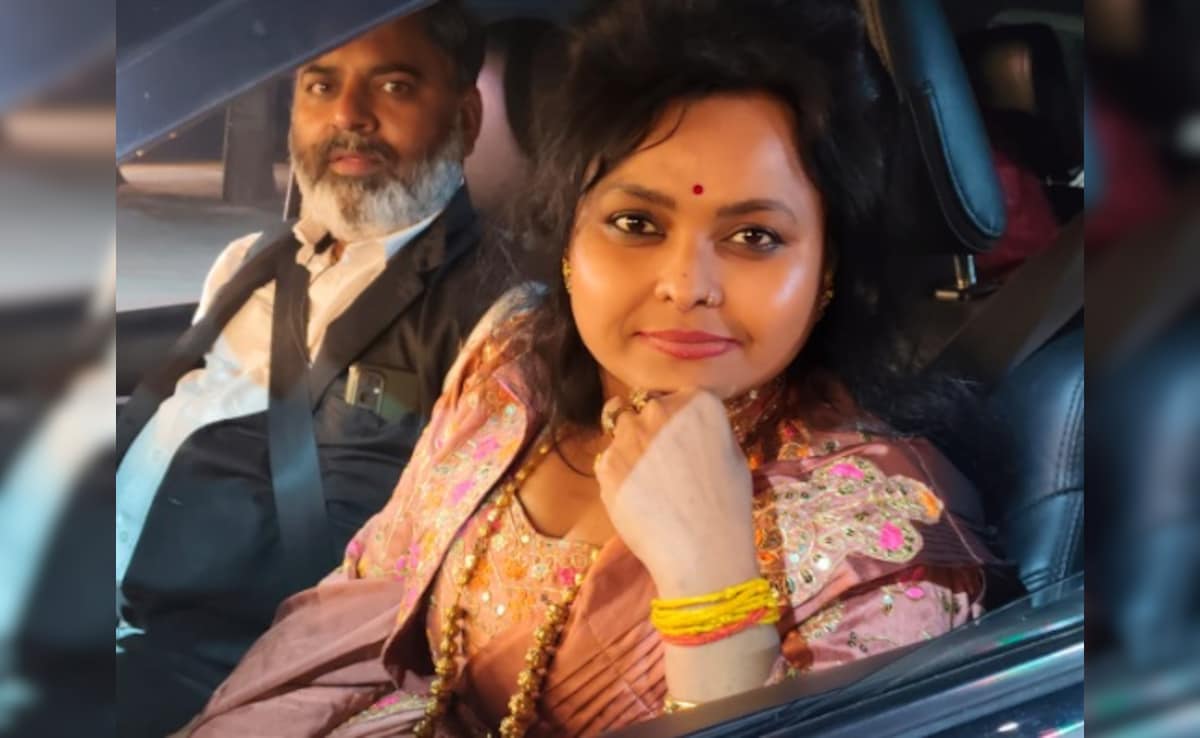 Ashok Pandey has been arrested and Pooja Shakun Pandey is on the run Ashok Pandey has been arrested and Pooja Shakun Pandey is on the run