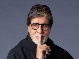 छोटी दीवाली की सुबह साढ़े चार बजे अमिताभ बच्चन ने किया अजीब पोस्ट, फोटो शेयर कर लिखा- मोजे के ऊपर iPhone छोटी दीवाली की सुबह साढ़े चार बजे अमिताभ बच्चन ने किया अजीब पोस्ट, फोटो शेयर कर लिखा- मोजे के ऊपर iPhone