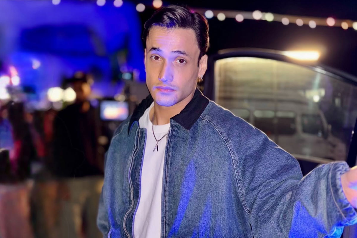 Asim Riaz,Asim Riaz Latest updates,social media,news and media,Asim Riaz affairs,Asim Riaz And Himanshi Khuarana,Asim Riaz Comment on Big boss 19,Whosthat360