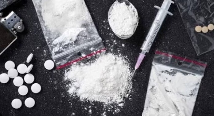 किस बात का नशा? हम एक बीमार समाज तो नहीं बना रहे हैं?