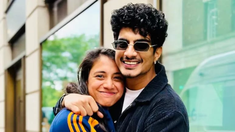 Smriti Mandhana Jumps For Joy After India Wins Women's World Cup Semis, Boyfriend Palash Muchhal Says, "This Part Of My Life Is Happiness" Smriti Mandhana Jumps For Joy After India Wins Women's World Cup Semis, Boyfriend Palash Muchhal Says, "This Part Of My Life Is Happiness"