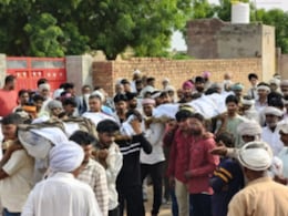 Rajasthan: तीन बचपन के दोस्तों का एक साथ हुआ अंतिम संस्कार, नई कार में सवार होकर निकले थे घूमने