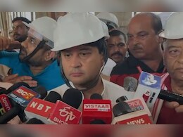 ग्वालियर में अटल स्मारक का निरीक्षण करने पहुंचे सिंधिया, बोले-देश को समर्पित होगा आध्यात्मिक स्थल ग्वालियर में अटल स्मारक का निरीक्षण करने पहुंचे सिंधिया, बोले-देश को समर्पित होगा आध्यात्मिक स्थल