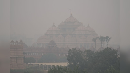 दिल्ली-NCR में क्यों छाई पीली जहरीली धुंध, कितनी खतरनाक? अस्पतालों में लगी मरीजों की लाइन दिल्ली-NCR में क्यों छाई पीली जहरीली धुंध, कितनी खतरनाक? अस्पतालों में लगी मरीजों की लाइन