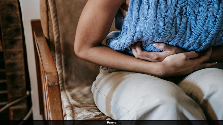 Rectal Bleeding Boosts Colorectal Cancer Risk By 850% In Under-50 Adults, Study Finds Rectal Bleeding Boosts Colorectal Cancer Risk By 850% In Under-50 Adults, Study Finds