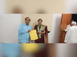 बिहार चुनाव 2025: शिवहर से JDU प्रत्याशी की घोषणा के बाद विवाद, बाहरी उम्मीदवार पर कार्यकर्ताओं में असंतोष बिहार चुनाव 2025: शिवहर से JDU प्रत्याशी की घोषणा के बाद विवाद, बाहरी उम्मीदवार पर कार्यकर्ताओं में असंतोष
