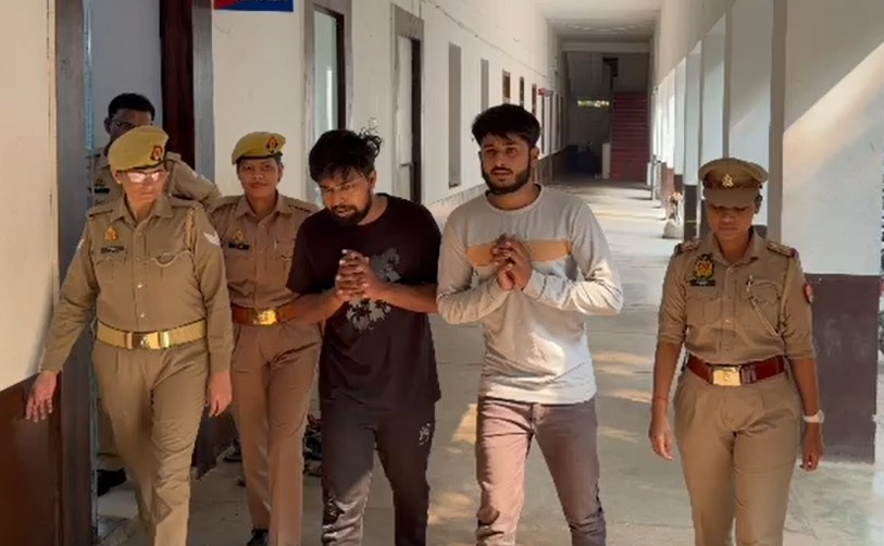 झांसी: लड़कियों से करते थे अश्लील हरकतें, पुलिस ने बदल दी चाल तो बोले, अब सारी लड़कियां होंगी बहनें 