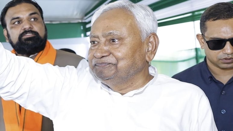 बिहार चुनाव: जेडीयू ने जारी की उम्मीदवारों की पहली सूची, इन महिलाओं पर जताया भरोसा बिहार चुनाव: जेडीयू ने जारी की उम्मीदवारों की पहली सूची, इन महिलाओं पर जताया भरोसा