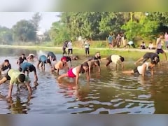 जज्बा पुलिस बनने का: जलजमाव के बीच भी नहीं रुका हौंसला, सुपौल के HPS कॉलेज निर्मली में छात्र कर रहे तैयारी