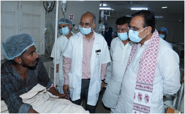 जैसलमेर बस हादसे के बाद राजस्थान सरकार ने किया मुआवजे का ऐलान, पीएम मोदी पहले दे चुके हैं आर्थिक सहायता
