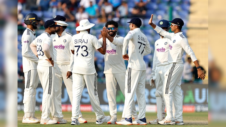 India vs West Indies LIVE, 2nd Test, Day 4: कैंपबेल ने छक्का लगाकर पूरा किया शतक, शाई होप भी क्रीज पर डटे