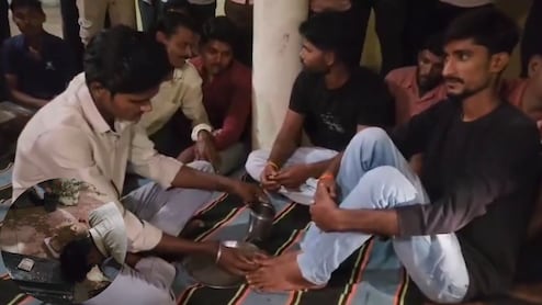 शराबबंदी, फेक तस्‍वीर और विवाद, कुशवाहा को क्‍यों धोने पड़े ब्राह्मण युवक के पैर, दमोह कांड की पूरी कहानी