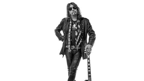 KISS Founder And Former Guitarist Ace Frehley Dies At 74