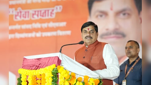 CM मोहन यादव ने 133 करोड़ की परियोजनाओं का किया भूमिपूजन, दिव्यांगों को दी 75 इलेक्ट्रिक व्हीकल