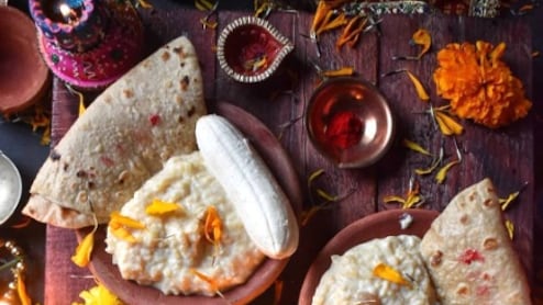 Chhath Puja Kharna 2025: छठ महापर्व का दूसरा दिन आज, क्यों बनाई जाती गुड़ की खीर? जानिए खरना की पूजन विधि और महत्व