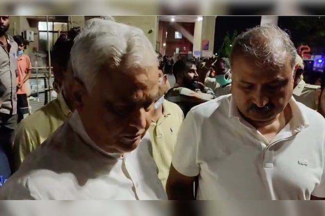 मौके पर पहुंचे किरोड़ी लाल मीणा और कांग्रेस विधायक रफीक खान मौके पर पहुंचे किरोड़ी लाल मीणा और कांग्रेस विधायक रफीक खान