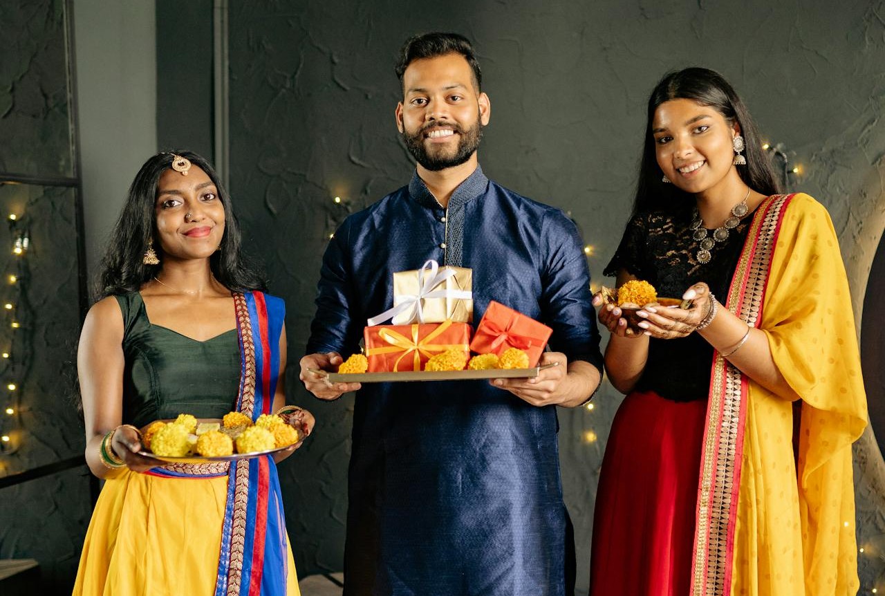 Safe, Healthy Diwali Gifting: Expert Shares Tips For Edible Gifts And Food Safety