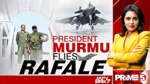 President Murmu Flies Rafale Fighter, Poses With Pilot Pak Claimed It Captured