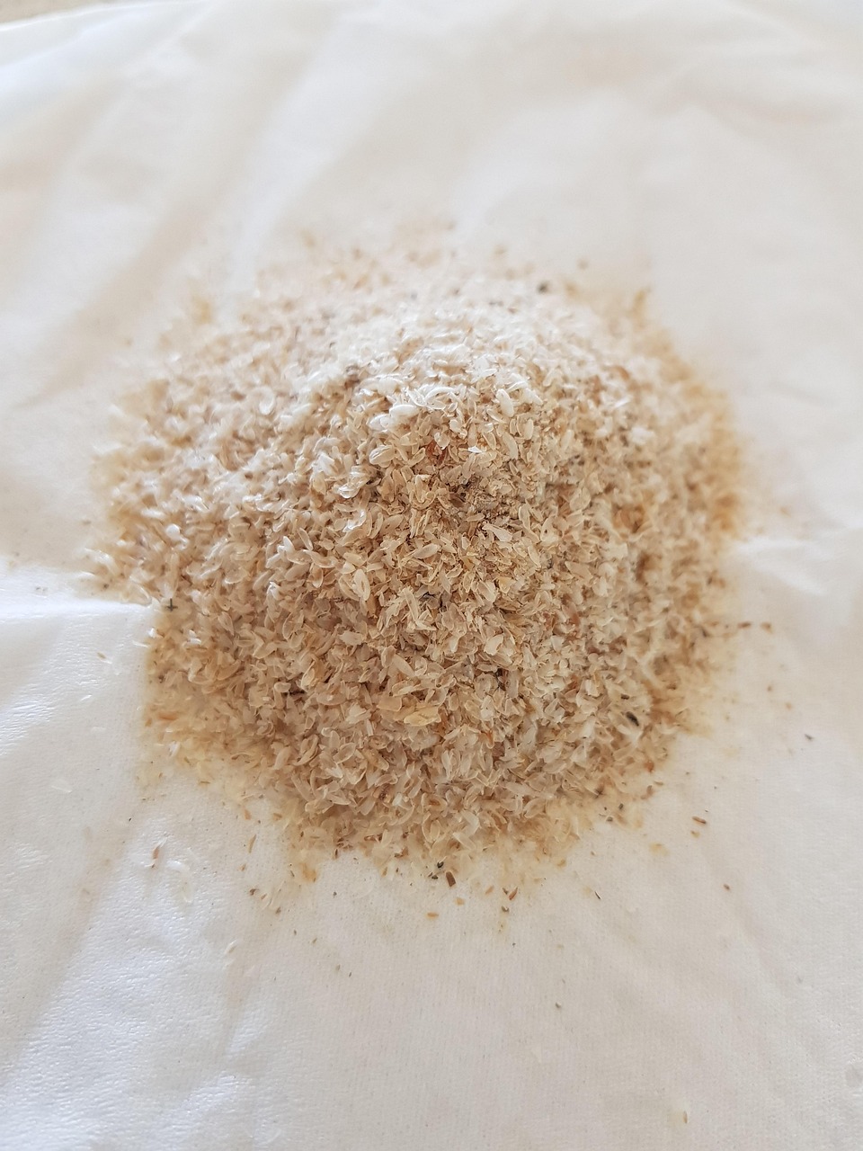 Psyllium Husk Side Effects Explained: Why Long-Term Use Can Worsen Constipation