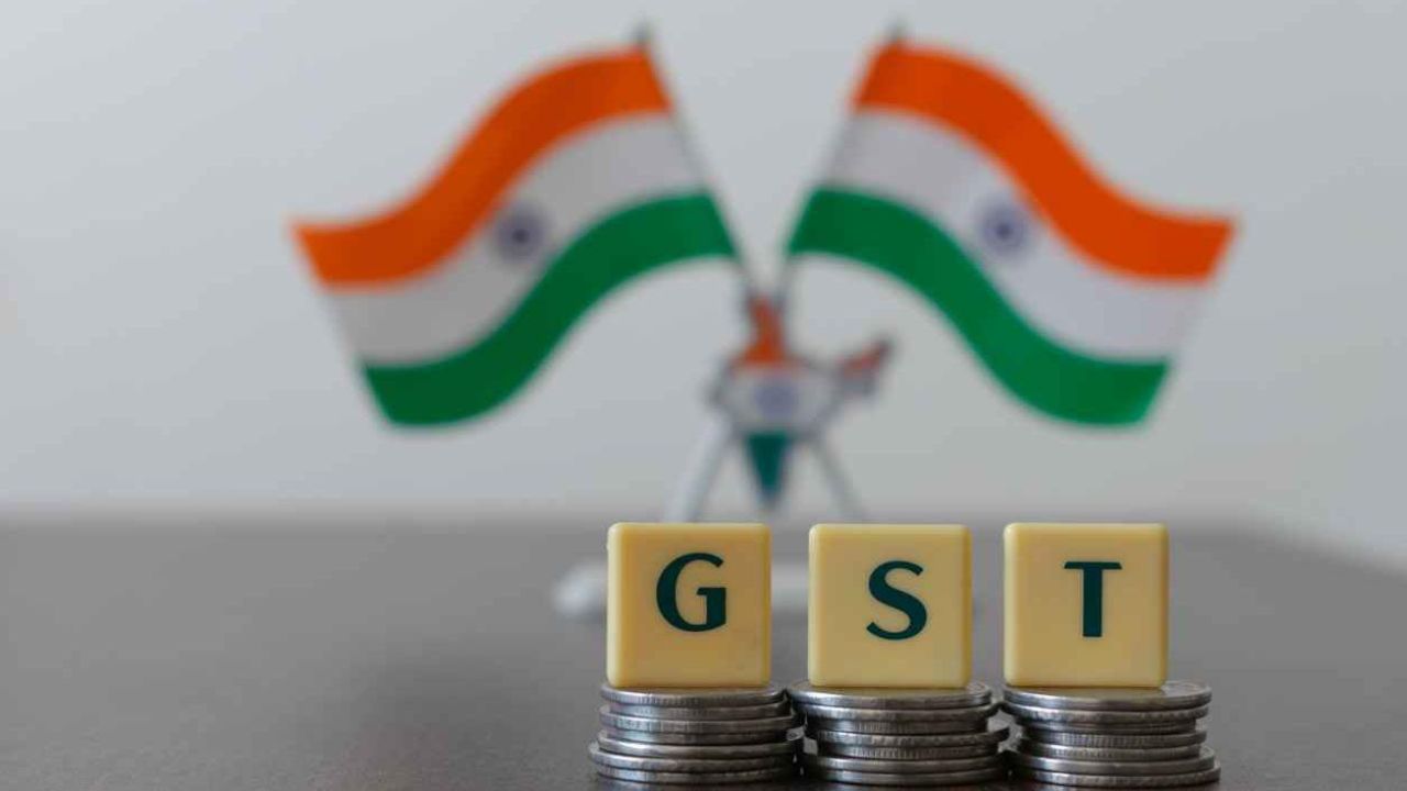 जीएसटी सुधार ने भारतीय अर्थव्यवस्था को दिए नए पंख, नवरात्रि में बिक्री ने तोड़े सारे रिकार्ड्स