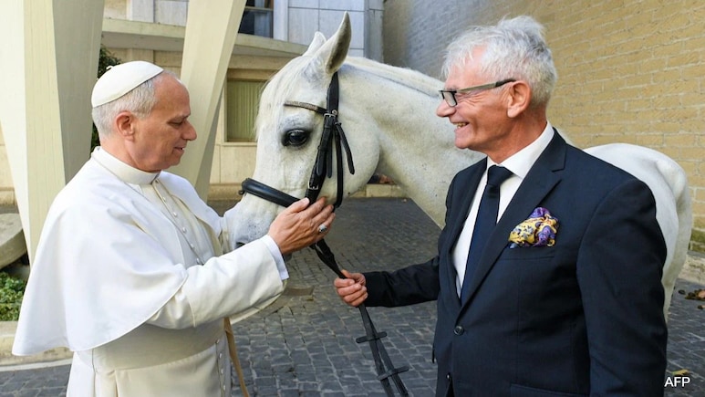 Step Aside, Popemobile: Pope Gets A White Purebred Horse Step Aside, Popemobile: Pope Gets A White Purebred Horse