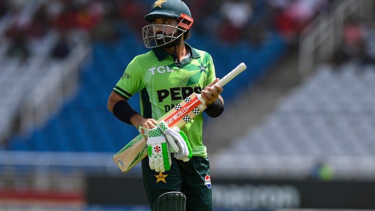 पाकिस्तान क्रिकेट में मचा बवाल, मोहम्मद रिजवान और पीसीबी के बीच टकराव, नए अनुबंध पर विवाद ने मचाई हलचल पाकिस्तान क्रिकेट में मचा बवाल, मोहम्मद रिजवान और पीसीबी के बीच टकराव, नए अनुबंध पर विवाद ने मचाई हलचल