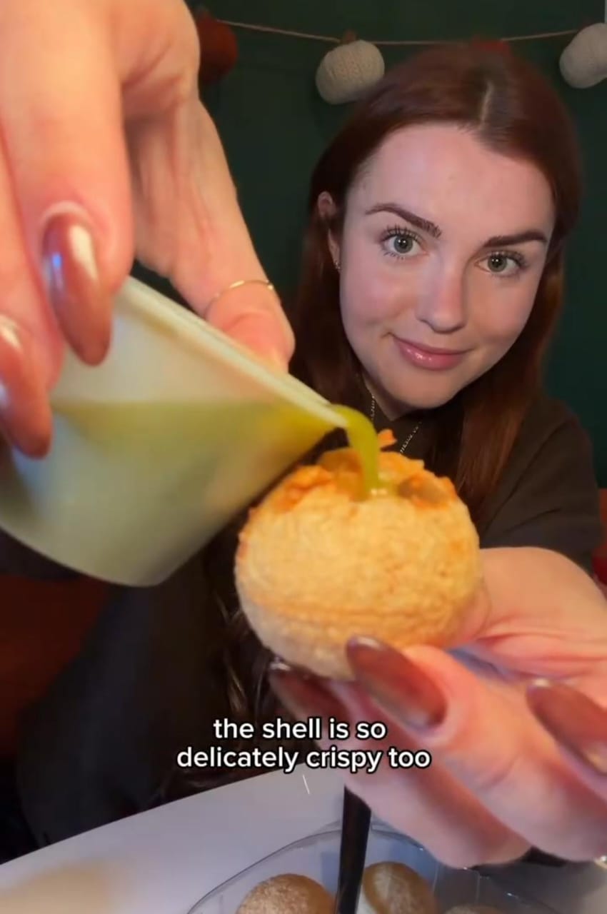 Watch: Vlogger Tries Indian Street Foods In New York, Her Review Is Viral