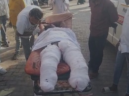 यूपी के फर्रुखाबाद में कोचिंग सेंटर में धमाका, दो छात्रों की मौत, 6 गंभीर रूप से घायल यूपी के फर्रुखाबाद में कोचिंग सेंटर में धमाका, दो छात्रों की मौत, 6 गंभीर रूप से घायल