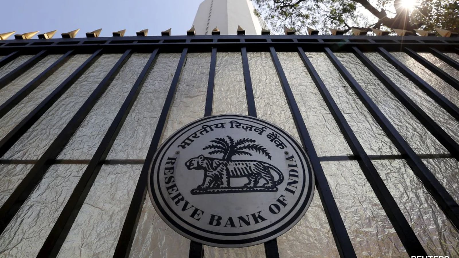 RBI's New Credit Rating Rules May Squeeze MSMEs, Hit Smaller Agencies