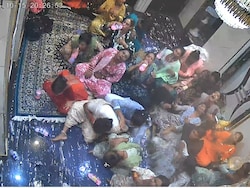 25 Transgenders Consume &#039;Phenyl&#039; In Madhya Pradesh, Hospitalised