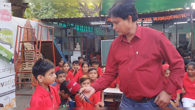 त्योहारों पर फिर जहरीली होगी दिल्ली-NCR की हवा! ‘ग्रीन पटाखे’ बने बच्चों में चर्चा का विषय त्योहारों पर फिर जहरीली होगी दिल्ली-NCR की हवा! ‘ग्रीन पटाखे’ बने बच्चों में चर्चा का विषय