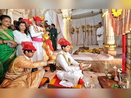 दशहरे पर सिंधिया का दिखा शाही अंदाज, सैकड़ों वर्षों से चली आ रही शमी पूजन की परंपरा; यहां जानिए सबकुछ दशहरे पर सिंधिया का दिखा शाही अंदाज, सैकड़ों वर्षों से चली आ रही शमी पूजन की परंपरा; यहां जानिए सबकुछ