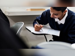 बिना इस चीज के परीक्षा नहीं दे पाएंगे CBSE के छात्र, बोर्ड ने साफ कर दिया रुख बिना इस चीज के परीक्षा नहीं दे पाएंगे CBSE के छात्र, बोर्ड ने साफ कर दिया रुख