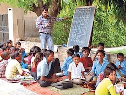 Exclusive: डालसा की रिपोर्ट में गंभीर खुलासे, राजस्थान में मंदिरों और पेड़ों के नीचे चल रहे सरकारी स्कूल Exclusive: डालसा की रिपोर्ट में गंभीर खुलासे, राजस्थान में मंदिरों और पेड़ों के नीचे चल रहे सरकारी स्कूल