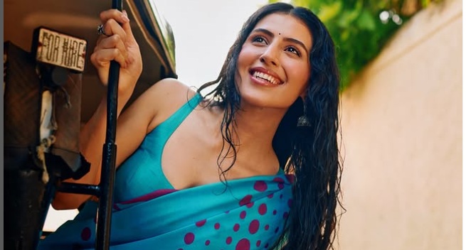 अक्षय कुमार भांजी की 9 तस्वीरें, अमिताभ के नाती अगस्त्य के साथ किया है डेब्यू, देख कर कहेंगे- अगली सुपरस्टार