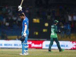 KL Rahul Got Scolded By Rahul Dravid After Ton Against Pakistan In 2023. Here's Why KL Rahul Got Scolded By Rahul Dravid After Ton Against Pakistan In 2023. Here's Why