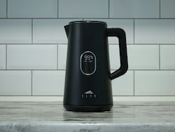 Electric Kettle Under 1000: सर्दियों के लिए परफेक्ट इलेक्ट्रिक केटल्स, कीमत 1000 रुपये से भी है कम, अभी खरीदें