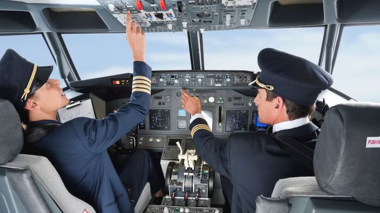 अब पायलट बनने की भर्ती प्रक्रिया हुई आसान, DGCA नें उठाया ये बड़ा कदम