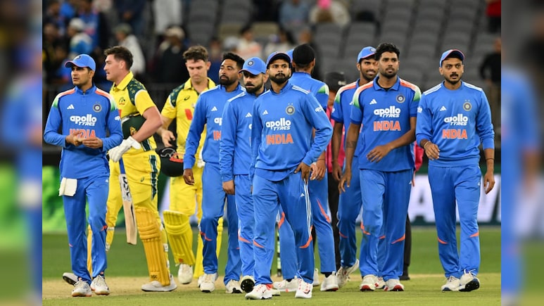 IND vs AUS 2nd ODI: क्या असर दिखाएगी एडिलेड की पिच, प्लेइंग XI में होगी कुलदीप की वापसी, कैसा रहेगा मौसम? जानें सबकुछ IND vs AUS 2nd ODI: क्या असर दिखाएगी एडिलेड की पिच, प्लेइंग XI में होगी कुलदीप की वापसी, कैसा रहेगा मौसम? जानें सबकुछ