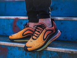 Men&#039;s Sport Shoes: टॉप ब्रांड्स के स्टाइलिश और कम्फर्टेबल स्पोर्ट शूज़ ऑर्डर करें हैरान कर देने वाली कीमतों पर