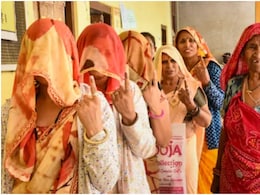 ECI New Guidelines: बुर्के और घूंघट में वोट डालने वाली महिलाओं की ऐसे होगी पहचान, चुनाव आयोग ने बना दिया नियम ECI New Guidelines: बुर्के और घूंघट में वोट डालने वाली महिलाओं की ऐसे होगी पहचान, चुनाव आयोग ने बना दिया नियम