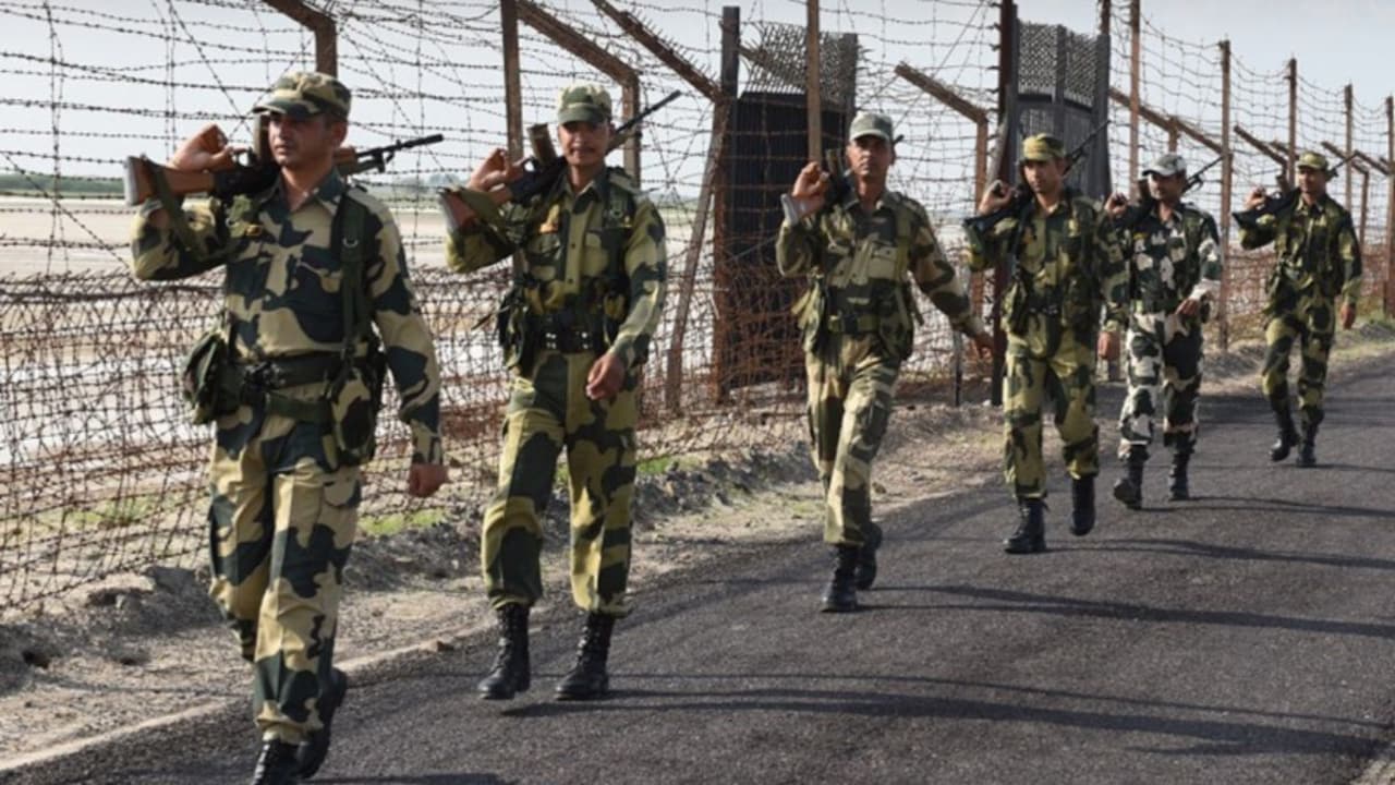 पाकिस्तान से बॉर्डर पार कर भारत में घुस रहे दो आतंकी ढेर, पंजाब के तरनतारन में बड़ा एक्शन