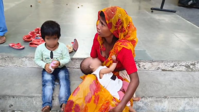 MP News: पत्नी ने नहीं बनाई रोटी तो पति ने तवे से ही कर दी पिटाई, महिला गंभीर रूप से हुई घायल MP News: पत्नी ने नहीं बनाई रोटी तो पति ने तवे से ही कर दी पिटाई, महिला गंभीर रूप से हुई घायल