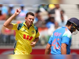 IND vs AUS 1st ODI Highlights: पहले ही मैच में हारा भारत, नहीं चला RO-KO का बल्ला; 7  विकेट से जीता ऑस्ट्रेलिया IND vs AUS 1st ODI Highlights: पहले ही मैच में हारा भारत, नहीं चला RO-KO का बल्ला; 7  विकेट से जीता ऑस्ट्रेलिया